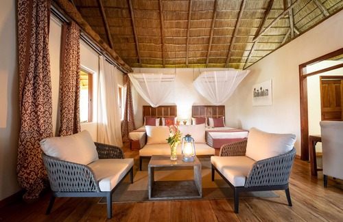 Fort Portal Cabina | Crater Safari Lodge