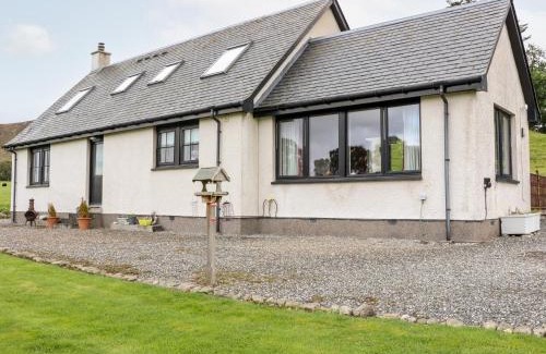 Newtonmore Casa | Creag-na-Sanais