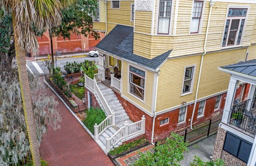Historic Downtown Savannah Casa | El juez endurece la mansión victoriana de 7600 SF