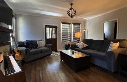 North Florence Casa | Creative Oasis in the Shoals