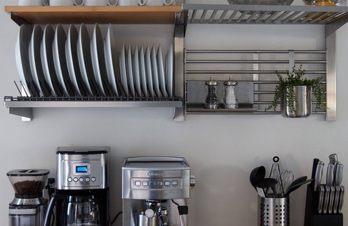 Benicia Casa | Creative Space & Artist Retreat "The Residence" 3,000 sqft + Gardens in Benicia