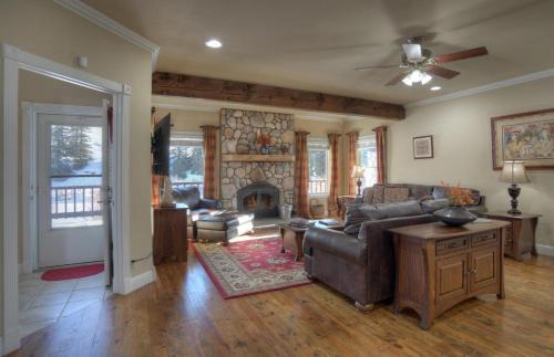 Creede Casa | Creede River House