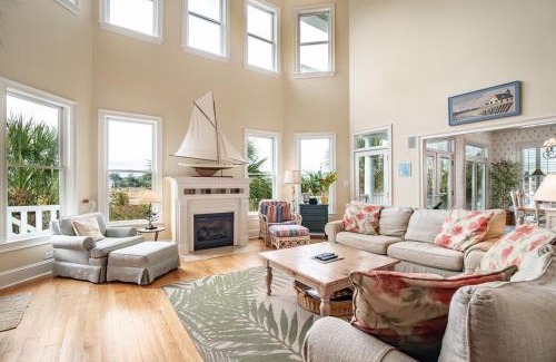Litchfield by the Sea Casa | Creek Front Beach House in gated Litchfield by the Sea