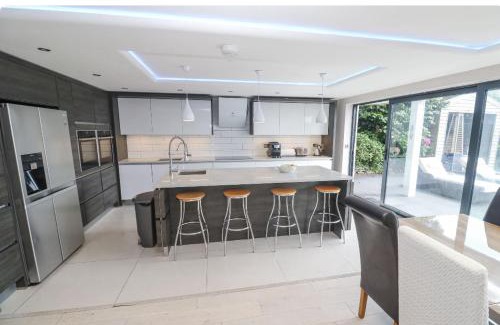 Mylor Churchtown Casa | Creek view house