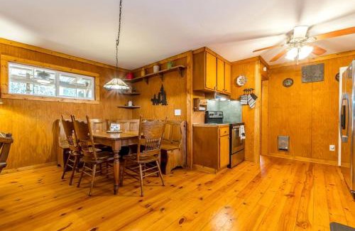 Helen Casa | Creekfront Cabin Amazing for Families in Helen, Georgia