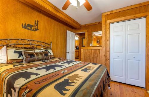 Helen Casa | Creekfront Cabin Amazing for Families in Helen, Georgia