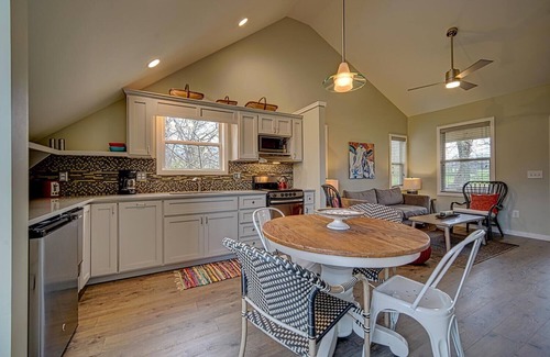 Hayesville Casa | Creekfront Hayesville cottage with beautiful sunrise and sunset views!