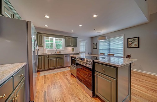Hayesville Casa | Creekfront Hayesville retreat w/ wrap-around porch and views!