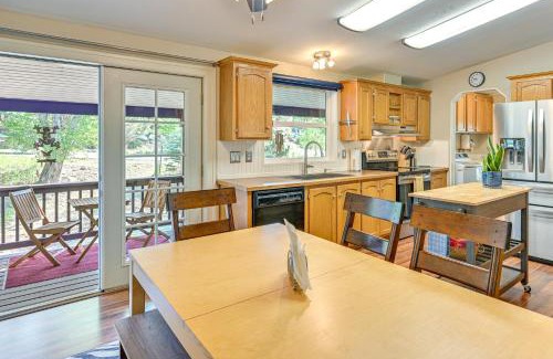 Buena Vista Casa | Creekside Buena Vista Retreat Walk to Main St!