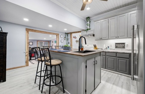 Rogers Casa | Creekside Cabin-Beaver Lake Creek Access-2 Kayaks