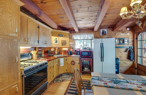 Camp Connell Cabina | Creekside Cabin By Calaveras Big Trees State Park