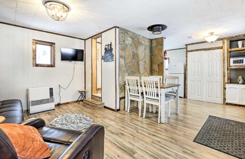 Fishhook Casa | Creekside Cabin Less Than 2 Mi to Hike, Bike and Ski!