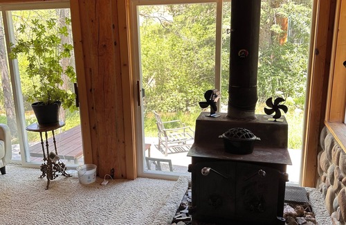 Deadwood Cabina | ¡Felicidad Creekside!