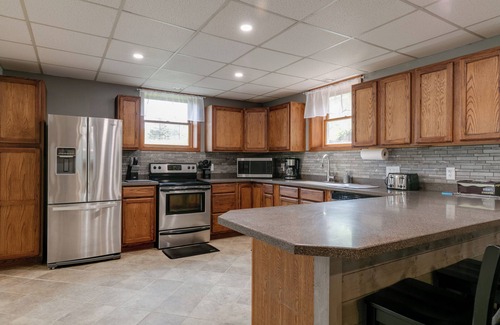 Corning Cabina | Creekside Cabin - Watkins Glen, Corning, Finger Lakes with Hot Tub