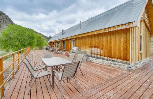 Panguitch Casa | Creekside Cabin with Deck and Views in Panguitch!