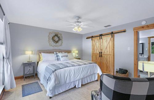 Wimberley Casa | Creekside Cabins - Cypress Creek House