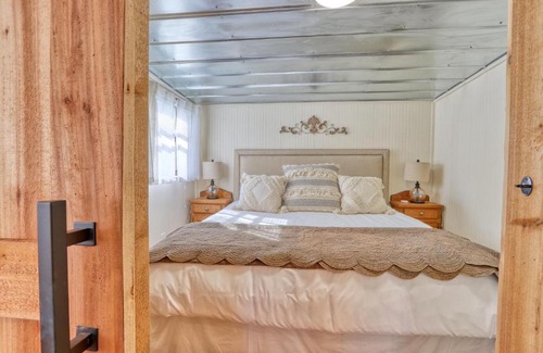 Wimberley Casa | Creekside Cabins - The Hunter's Lodge