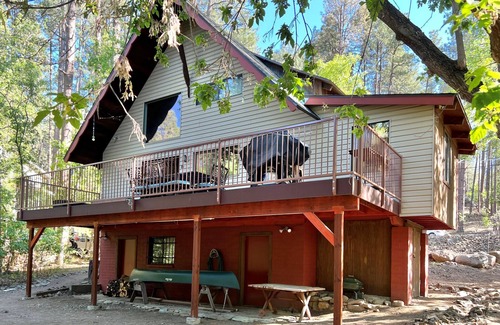 Groom Creek Cabina | Creekside Chalet - Prescott Cabin Rentals