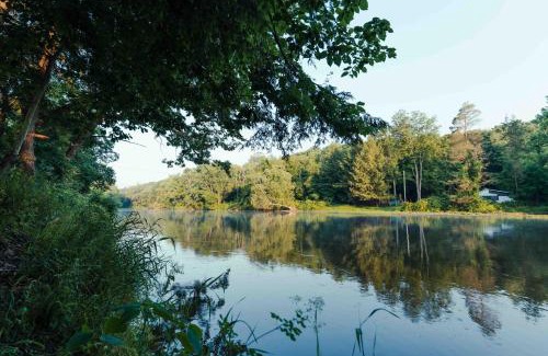 Carlton Casa | Creekside Cottage at Saegertown