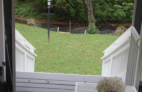Blue Ridge Cabaña | Creekside Cottage just steps from Fightingtown Creek & 10 minutes from downtown.
