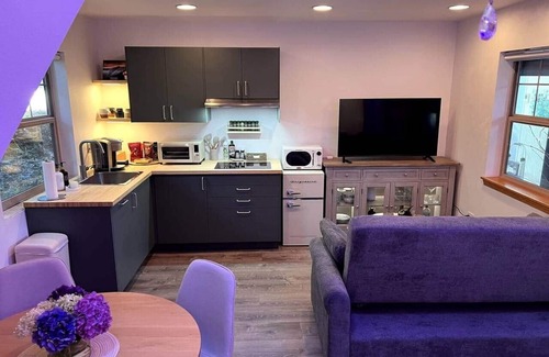Beaverton Casa | Creekside Designer Loft in Beaverton