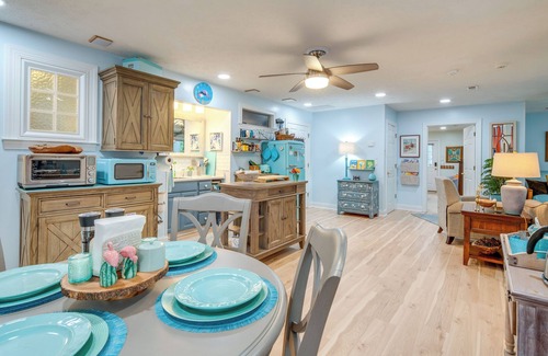 Hendersonville Apartamento | Creekside Hendersonville Haven: Hot Tub & Fire Pit