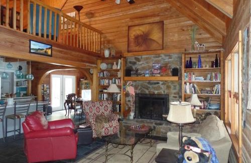 Robbinsville Cama Y Desayuno | Creekside Paradise Bed and Breakfast