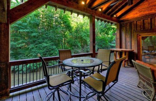 Cashes Valley Casa | Creekside R&R