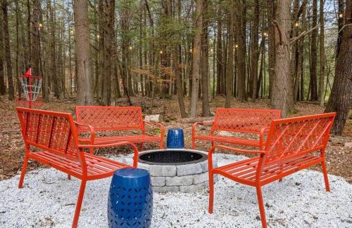 Blakeslee Casa | Creekside Recess Hottub Sauna Firepit Gameroom