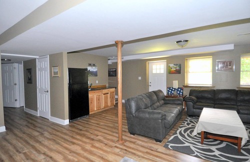 Berkeley Springs Casa | Creekview Cabin - A Perfect Escape