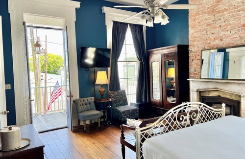 Lower Garden District Hotel | Creole Gardens Guesthouse and Inn