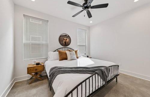 Lafayette Apartamento | Creole House/KING bed/Relax in Cajun Comfort!