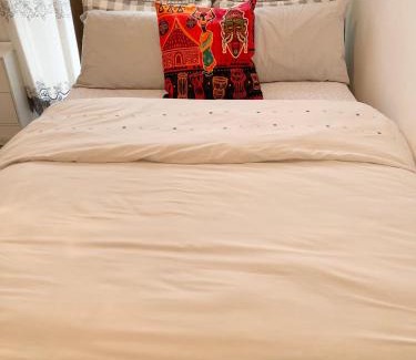 Chadwell Apartamento | Crescent Apartment - Two bedroom