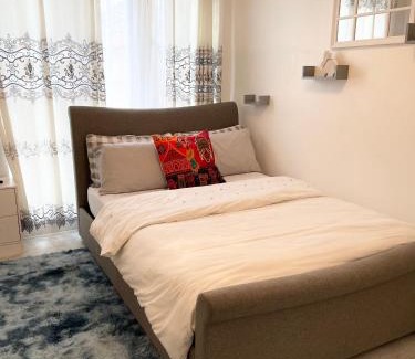 Chadwell Apartamento | Crescent Apartment - Two bedroom