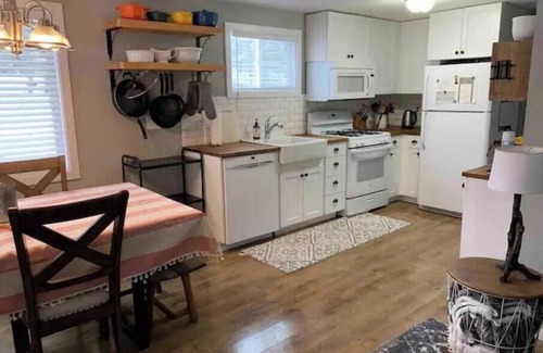Crescent Casa | Crescent Cabin by Lakes & Rivers
