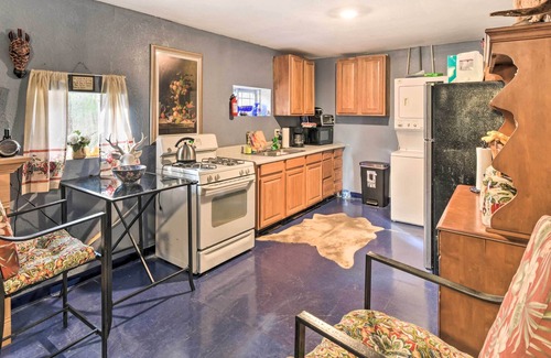 Fruitland Casa | Crescent City Hideaway w/ Screened Porch!