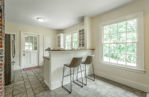 Chattanooga Casa | Crescent Cottage | Close to Crabtree Farms Venue + Downtown Chattanooga!! | 3 Bed, 2 Bath