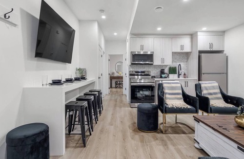 Crescent Heights Apartamento | Crescent Heights Guest Suite