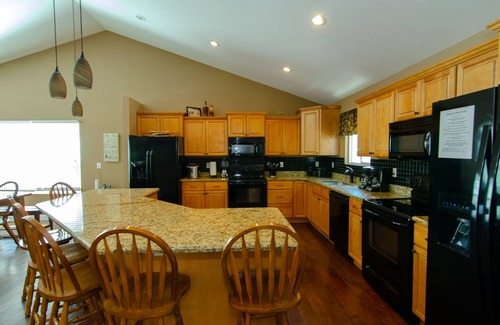 La Follette Casa | Crescent Moon at Lakeside Estates; Double Decker Dock w/Slide; Hot Tub