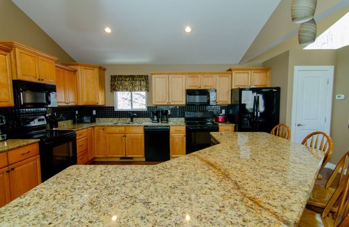La Follette Casa | Crescent Moon at Lakeside Estates; Double Decker Dock w/Slide; Hot Tub