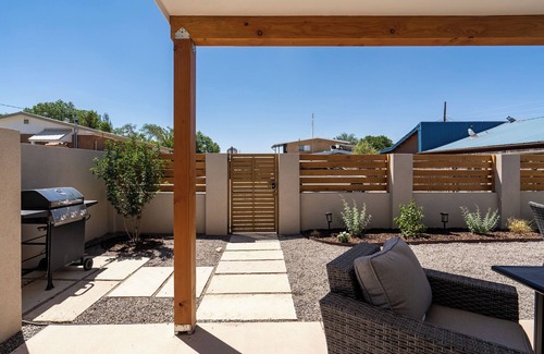 Santa Fe Casa | Crescent Moon Casita