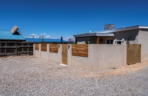 Santa Fe Casa | Crescent Moon Casita