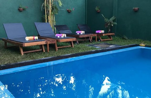 Rumassala Complejo | Crescent Resort