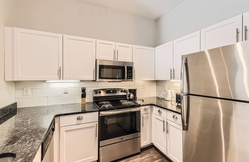 Old Fourth Ward Apartamento | Crest at Midtown 4603 l 1 Bedroom 1 Bathroom