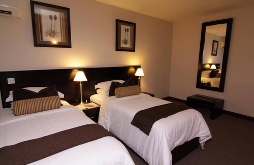 Selebi-Phikwe Hotel | Cresta Bosele