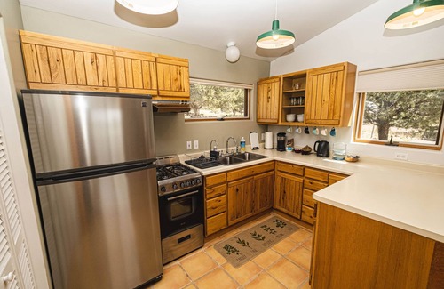 Baca Grande Casa | Crestone Mountain Retreat House: Quiet in Nature