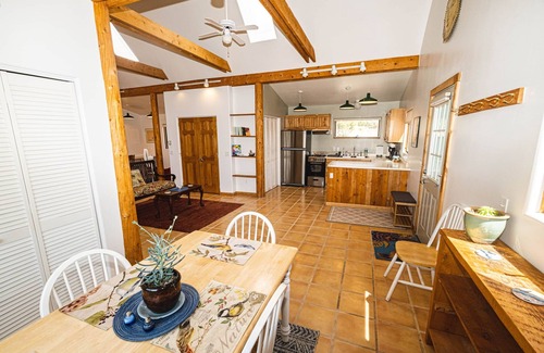 Baca Grande Casa | Crestone Mountain Retreat House: Quiet in Nature