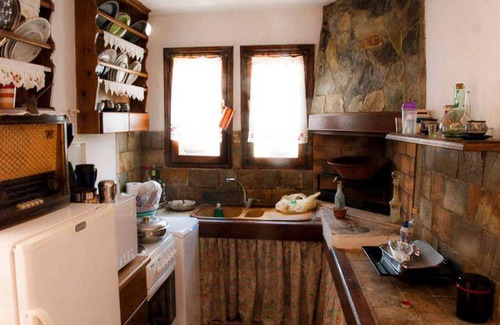 Rapaniana Cabaña | Casa tradicional de piedra de Creta a minutos del mar