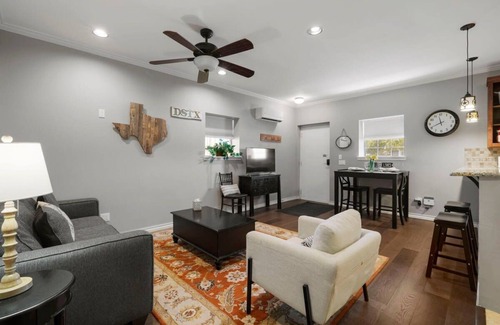 Dripping Springs Casa | Cricket Hill Ranch | Barndominium