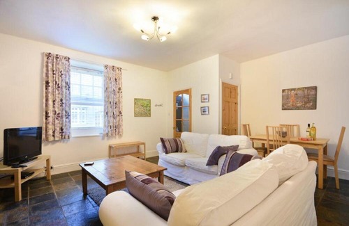 South Charlton Casa | Crier Cottage